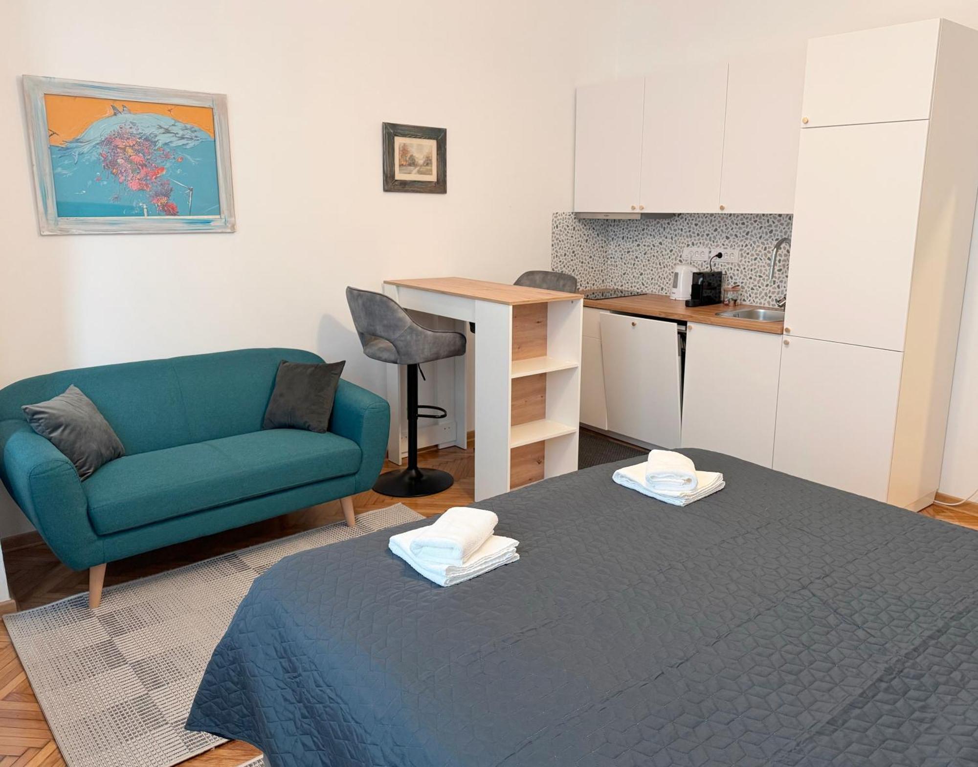 Apartment Sovre Белград Экстерьер фото